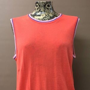 Sleeveless shirt